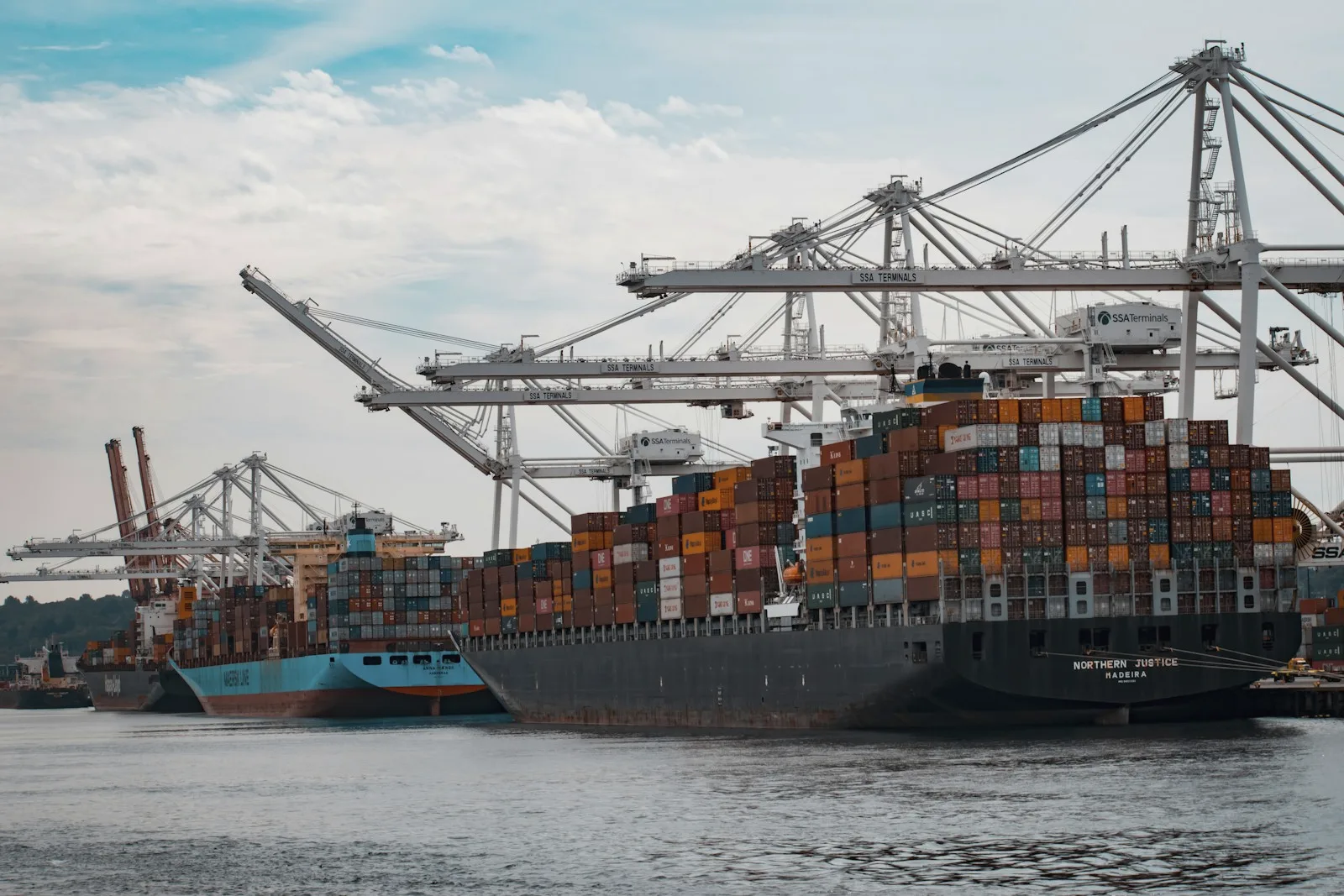 Shipping & maritime industry environment
